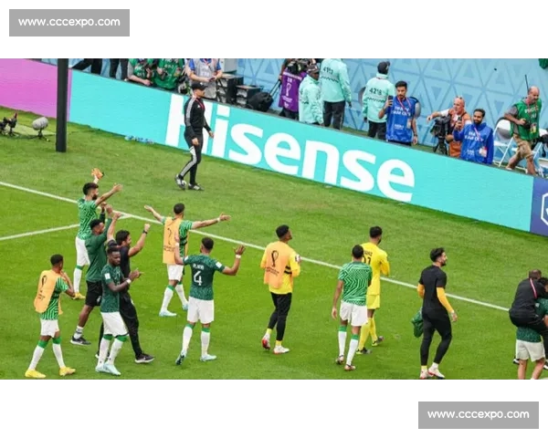 墨西哥 2-0 沙特晋级四强!维加破门 + 马杜乌龙锁定胜局 墨西哥 2-0 沙特晋级四强!维加破门 + 马杜乌龙锁定胜局