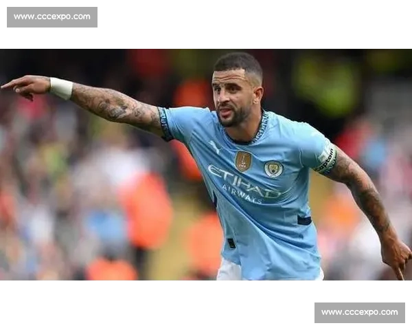 费内巴切锁定沃克!曼城放行 + 高薪诱惑,英格兰老将迎职业生涯十字路口 费内巴切锁定沃克!曼城放行 + 高薪诱惑,英格兰老将迎职业生涯十字路口